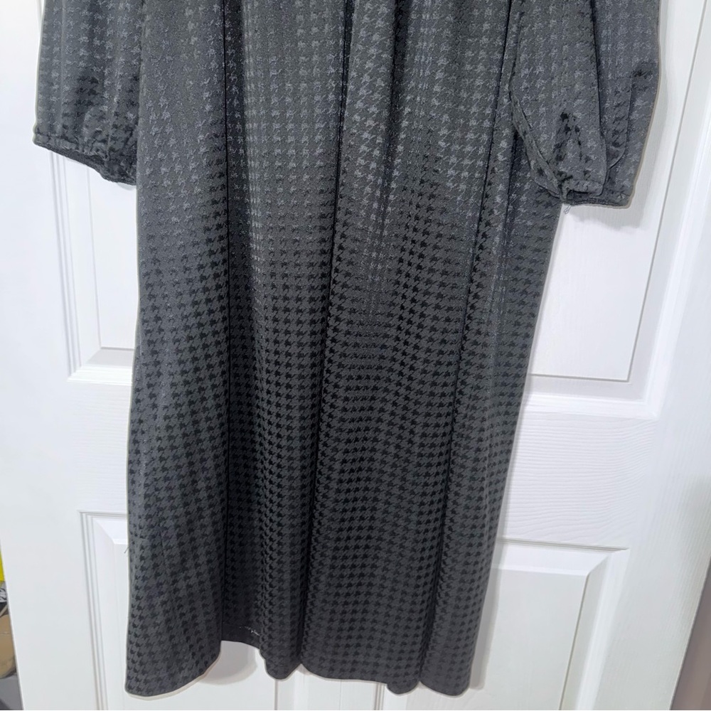 Walden Vintage Black On Black Houndstooth Housedr… - image 4
